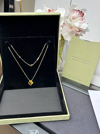 Van Cleef VCA Yellow Necklace 
