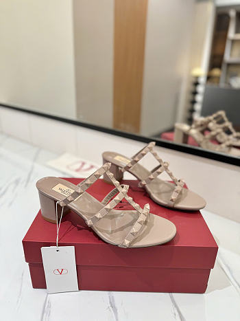 Valentino Garavani Rockstud Beige Heel 6cm