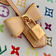 Louis Vuitton OnTheGo MM LV x TM White 35x27x14cm - 5