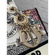 Dior Medium Lady D-Lite Bag Latte Multicolor Cabinet 24x11x20cm - 3