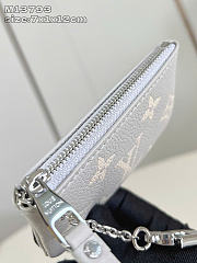 Louis Vuitton LV Key Pouch Grey 12cm - 3