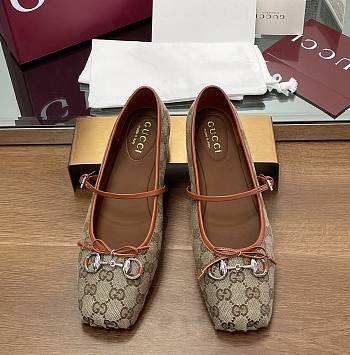 Gucci Women's Horsebit Ballet Flat Beige 