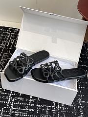 Loewe Petal Anagram Slide Calfskin Black  - 4