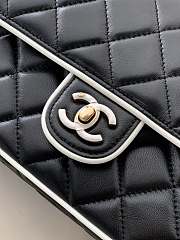 Chanel Flap Bag Lambskin Black & White 23.5x16.5x6.5cm - 3