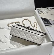 Chanel Flap Bag Lambskin White Black 23.5x16.5x6.5cm - 2