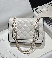 Chanel Flap Bag Lambskin White Black 23.5x16.5x6.5cm - 5