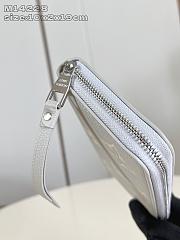 Louis Vuitton LV Zippy Wallet Grey 19x10x2cm - 3