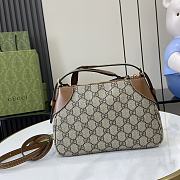 Gucci GG Emblem Small Shoulder Bag Brown 24.5x16x5cm - 4