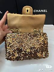 Chanel Flap Bag Gold Sequins 21x14x8cm - 5