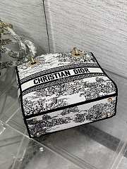 Dior Lady D-lite Bag White Black Scotland 24x11x20cm - 6