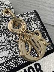 Dior Lady D-lite Bag White Black Scotland 24x11x20cm - 5