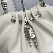Givenchy Kenny Bag Shoulder Bag White 32x22x17cm - 2
