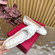 Valentino Garavani Quiltie 67 White Ballerinas - 3