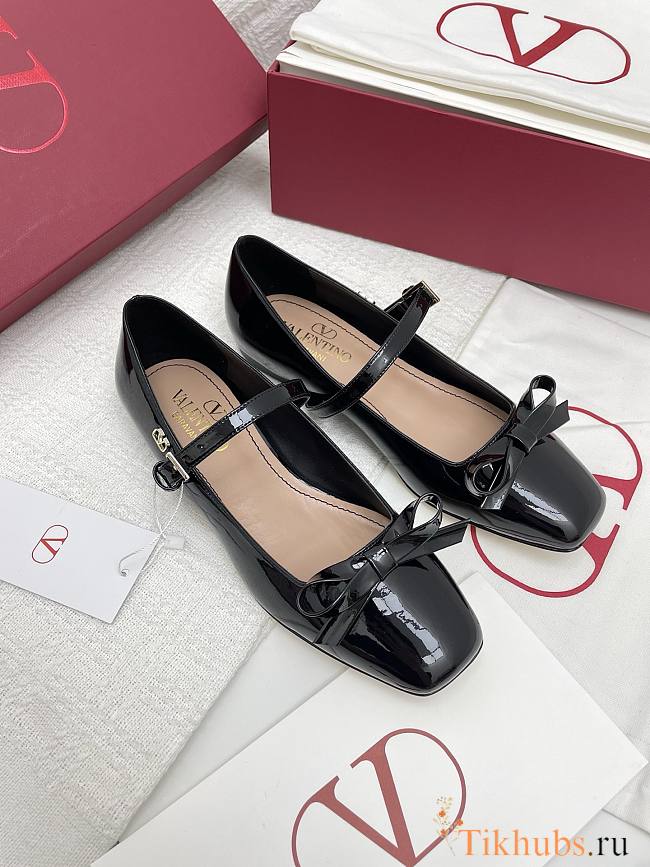 Valentino Garavani Patent Black Mary Jane Flats - 1