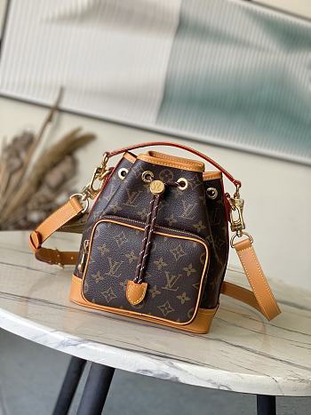 Louis Vuitton LV Noé Cargo Monogram H35 24x22x16cm