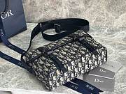Dior Hit the Road Messenger Bag Flap Beige Black 24x18x8cm - 4
