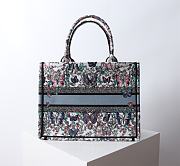 Dior Medium Book Tote White Blue Papillon 36x18x28cm - 4