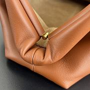 Bottega Veneta Lauren 1980 Clutch Leather Light Wood 31.5x16.5x11cm - 3