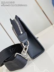 Louis Vuitton LV Gaston Wearable Wallet Monogram 22x14.5x4.5cm - 3