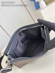 Louis Vuitton LV Gaston Wearable Wallet Monogram 22x14.5x4.5cm - 2