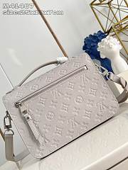 Louis Vuitton LV Pochette Métis Brume Gray 25x19x7cm - 4