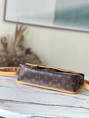 Louis Vuitton LV Gibessiere MM Shoulder bag 28x20x8cm - 6