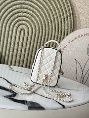 Chanel 25p Backpack White Lambskin 18x13x9cm - 5