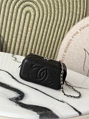 Chanel Top Handle Vanity Case Black Caviar 17x8x9.5cm - 2