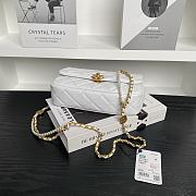 Chanel Folding Bag White Lambskin 22x15x5.5cm - 3