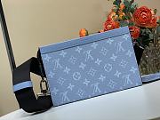 Louis Vuitton LV Gaston Wearable Wallet Blue 22x14.5x4.5cm - 5