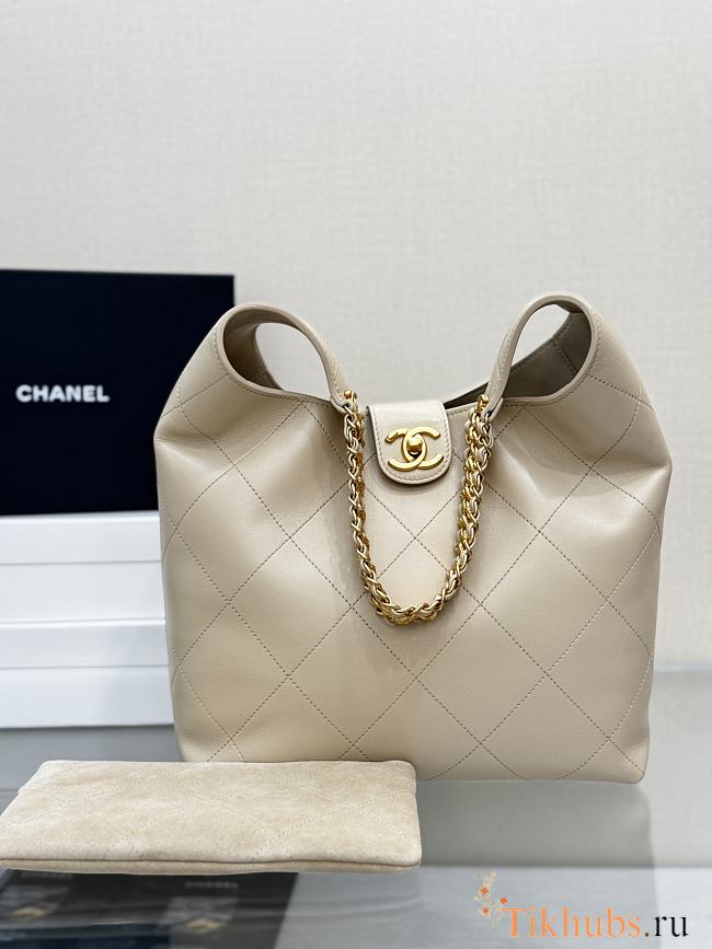 Chanel Large Hobo Bag Beige 37x30x14cm - 1
