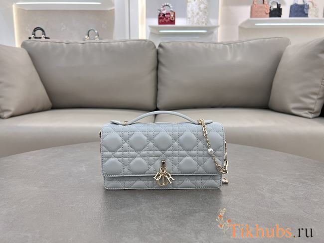 Dior Mini Miss Bag Lambskin Light Blue 21x11.5x4.5cm - 1