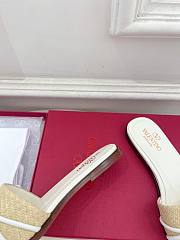 Valentino Garavani VLogo Raffia-trimmed White Slides - 3