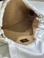 Fendi Mamma Baguette Medium White Leather Bag 26.5x18x8.5cm - 4