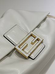 Fendi Mamma Baguette Medium White Leather Bag 26.5x18x8.5cm - 2