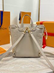 Louis Vuitton LV Coussin Backpack PM Grey 26x21x10cm - 2