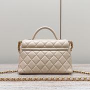 Chanel 25P Top Handle Bag Beige Gold Lambskin 20x14x6cm - 2
