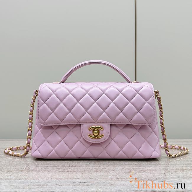 Chanel Medium Flap Bag Pink Lambskin Gold 27x16x7.5cm - 1