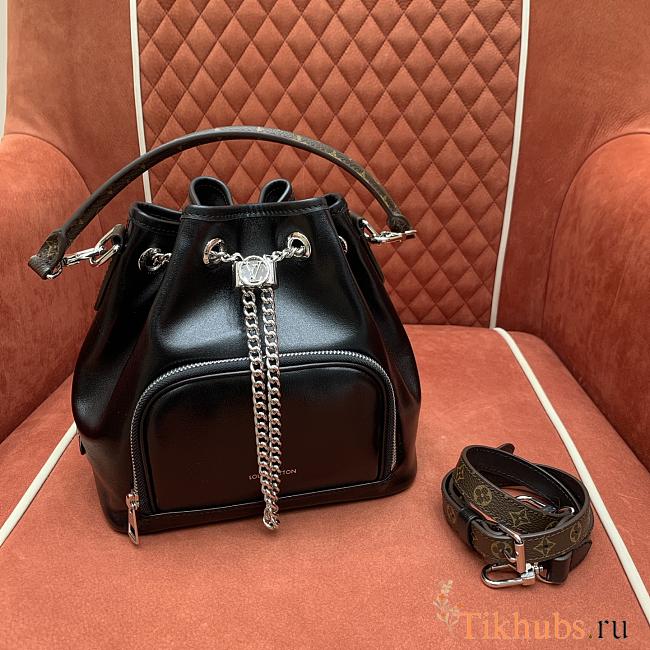 Louis Vuitton LV No Way Vibe Black Bag 24x22.5x15.5cm - 1