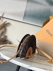 Louis Vuitton LV Fan Monogram Canvas 37x19x6cm - 5