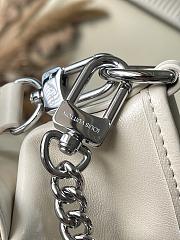 Louis Vuitton LV CarryAll Cargo Vibe PM Bag Vanille 33.5x23x15cm - 3