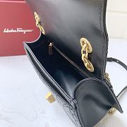 Ferragamo Quilted Gancini Large Flap Bag Black 25x16x9cm - 3