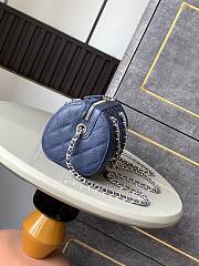 Chanel 25P Clutch With Chain Navy Blue Caviar 18.5x11.5x11cm - 4