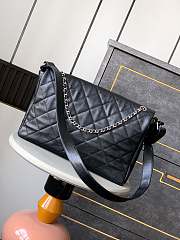 Chanel Large Flap Bag Black Caviar Silver 43cm - 2