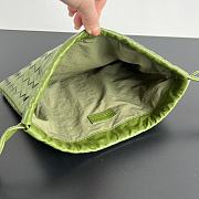 Bottega Veneta Medium Dustbag Green 32x23cm - 2