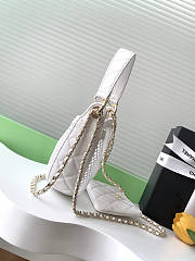 Chanel Clutch With Chain White 22x15x6cm - 4