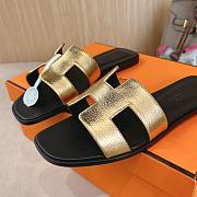 Hermes Oran Gold Black Slides 02 - 3