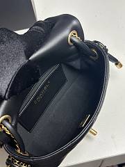 Chanel 25C Flap Bag Black Lambskin Gold 18x5x13cm - 6