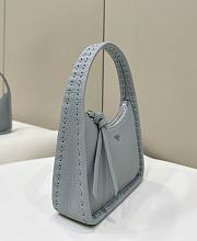 Fendi Mini Fendessence Blue Leather Bag 28x20.5x7cm - 4