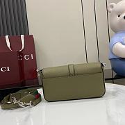 Gucci Small Crossbody Bag Hook Closure Green 23.5x12.5x6.5cm - 5